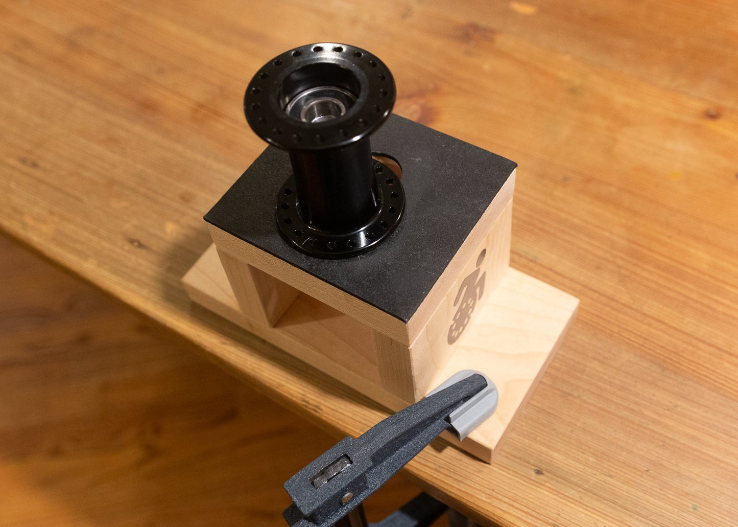 Wheelchair Bearing Removal and Installation Stand